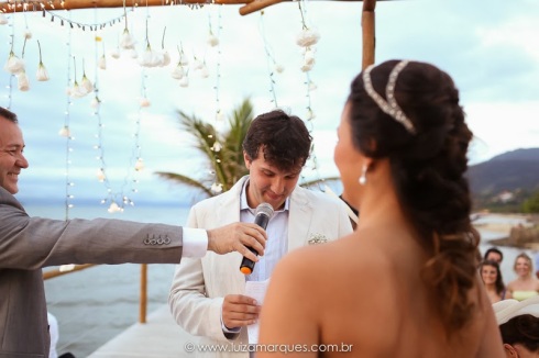 Casamento-na-praia-vila-das-velas-ilhabela-fotografa-de-casamento-thayane-e-diego10