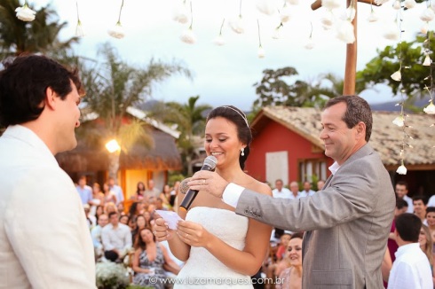 Casamento-na-praia-vila-das-velas-ilhabela-fotografa-de-casamento-thayane-e-diego13